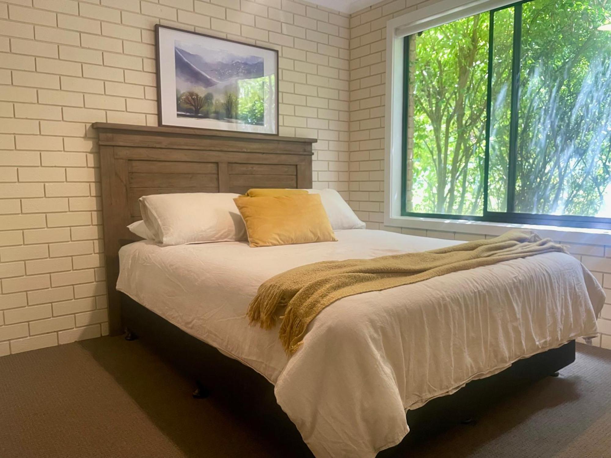 “Riverbank Retreat” Central Unit On The River Wagga Wagga Luaran gambar